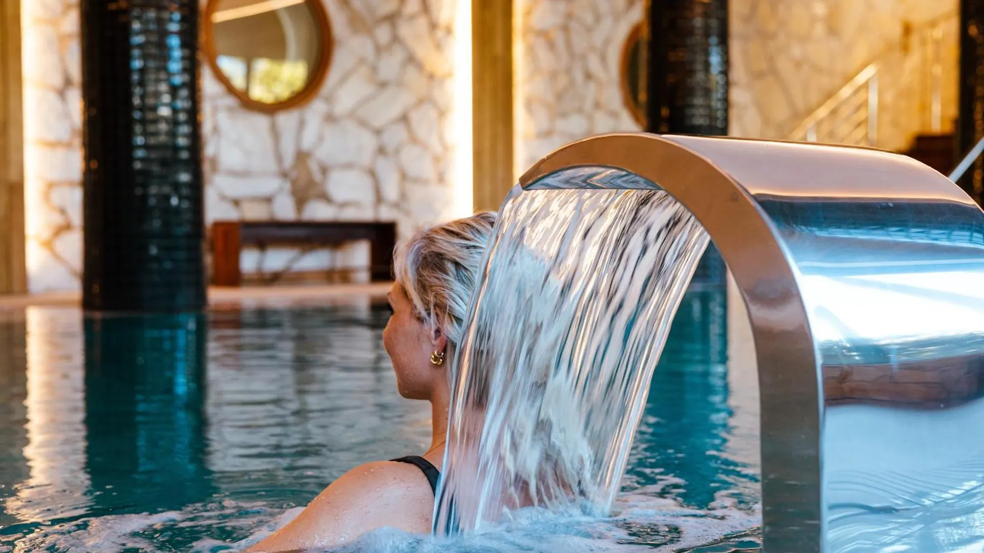 ****  Seth Santo Tomas Hotel Spain